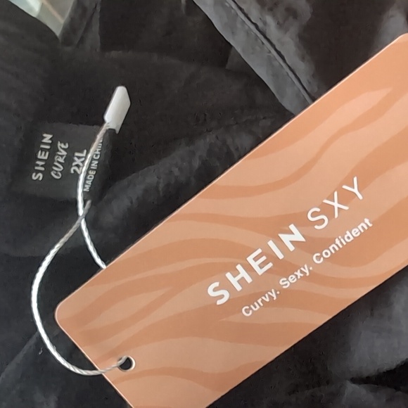 Drop Waist Ruched Parachute Pants - Picture 4 of 4